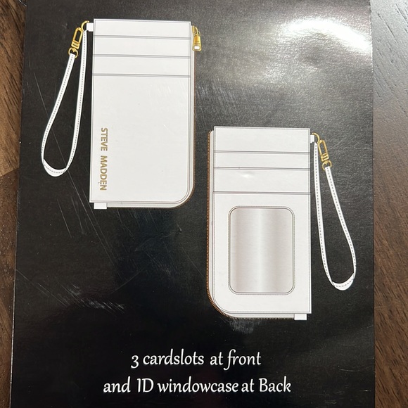 Steve Madden Zip Around CardCase Wristlet & keychain - Picture 8 of 11